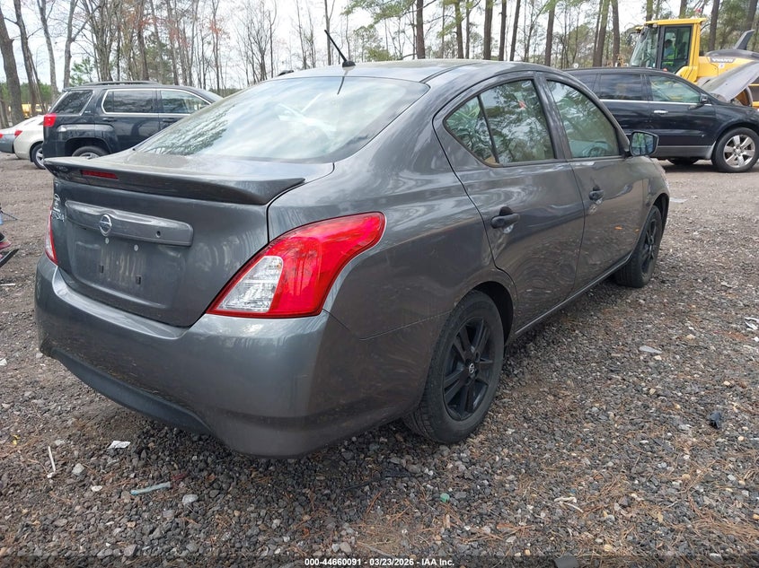 2019 Nissan Versa 1.6 S+