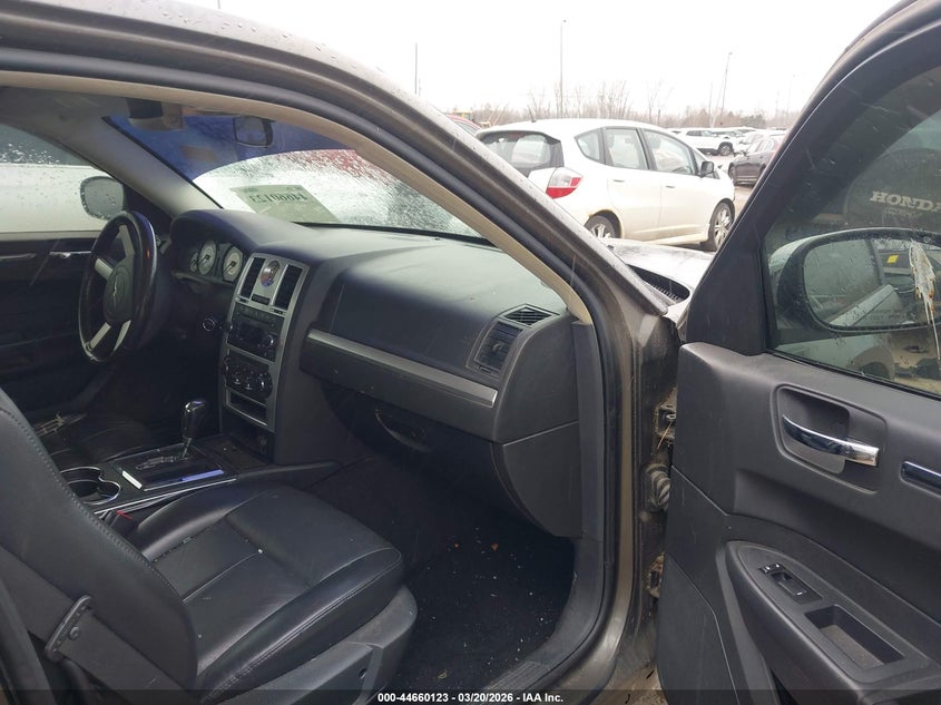 2010 Chrysler 300 Touring/Signature Series/Executive Series