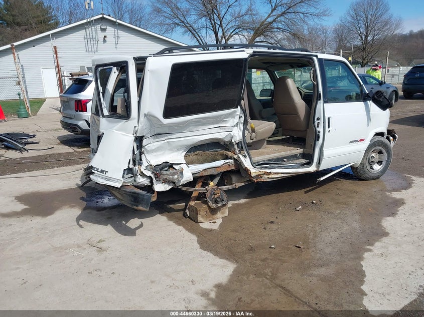 2001 Chevrolet Astro Ls