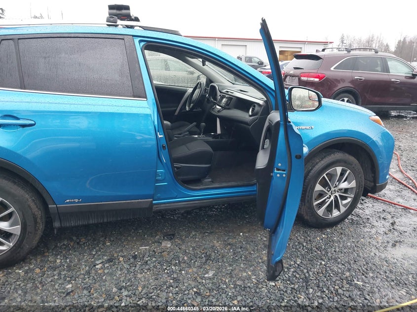 2017 Toyota Rav4 Hybrid Xle