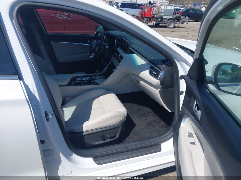 2025 Genesis G70 2.5T Awd