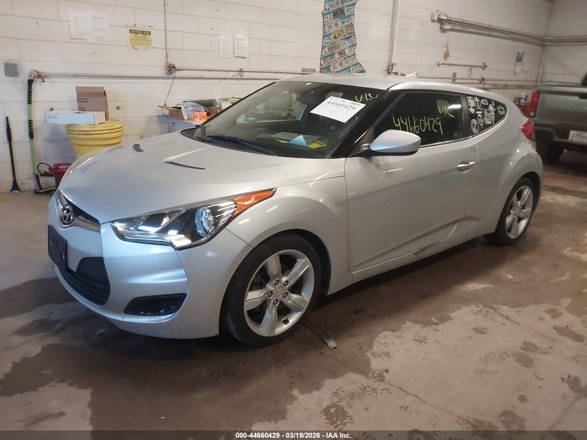 2013 Hyundai Veloster Base W/Black