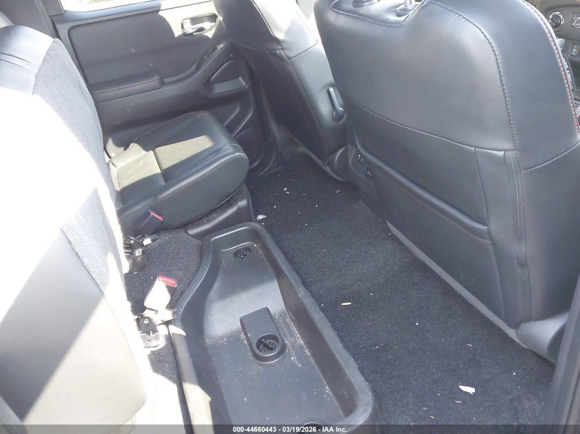 2023 NISSAN FRONTIER auction photo 8