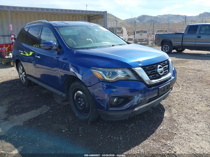 2019 Nissan Pathfinder Sv