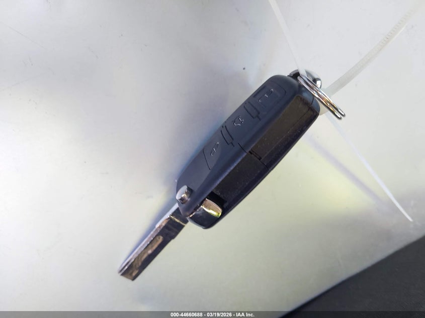 2007 Volkswagen Rabbit 4-Door VIN: WVWDS71K77W213751 Lot: 44660688