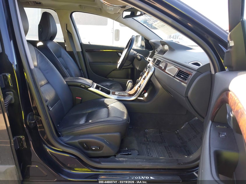 2012 Volvo Xc70 T6/T6 Platinum/T6 Premier Plus