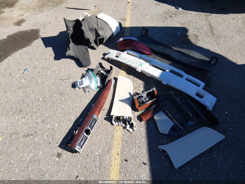 2013 Lexus Ls 460 L VIN: JTHDL1EF0D5005637 Lot: 44660821