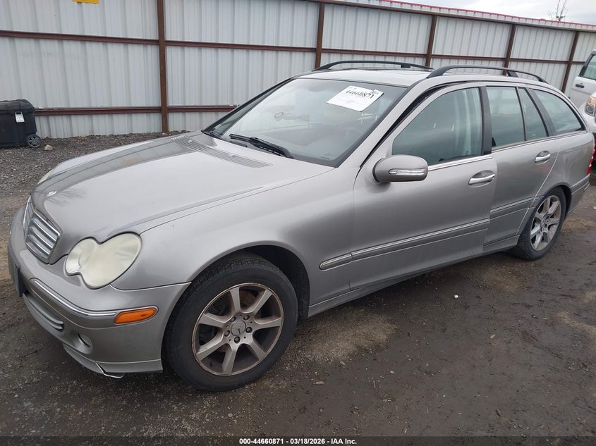 2005 MERCEDES-BENZ C 240 auction photo 2