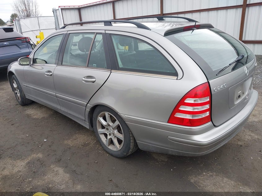 2005 MERCEDES-BENZ C 240 auction photo 3