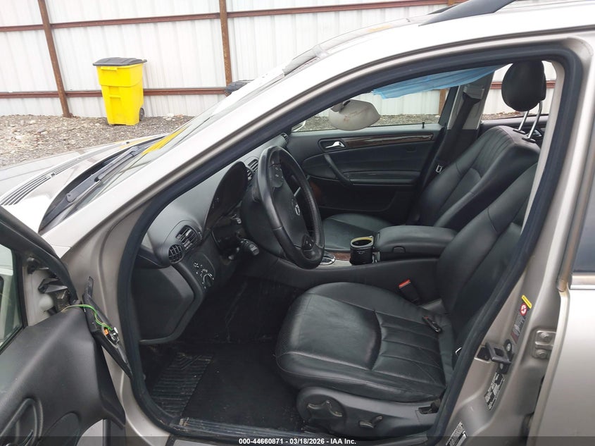 2005 MERCEDES-BENZ C 240 auction photo 5
