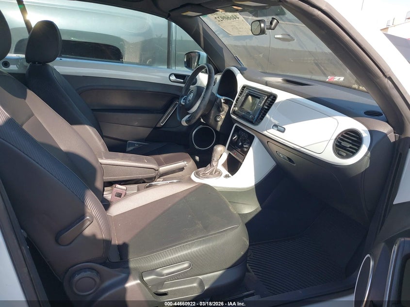 2018 Volkswagen Beetle 2.0T Coast/2.0T S/2.0T Se