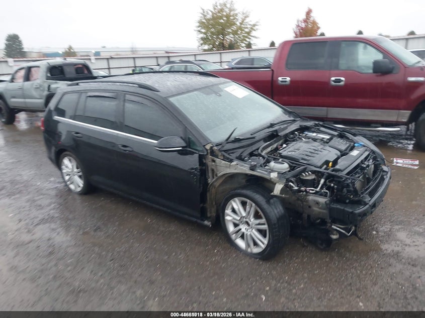 2015 Volkswagen Golf Sportwagen Tdi Se 4-Door