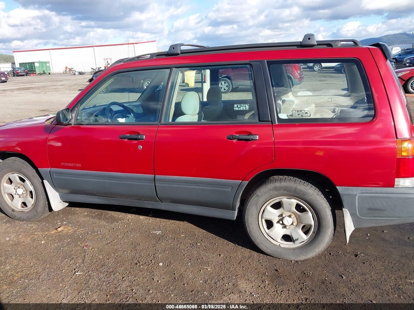 2000 Subaru Forester L VIN: JF1SF635XYH720796 Lot: 44661065