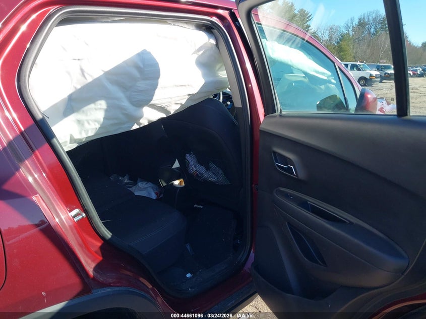 2016 CHEVROLET TRAX auction photo 8