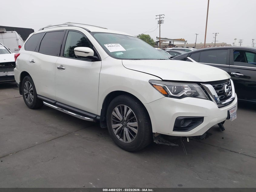 2019 Nissan Pathfinder Sl
