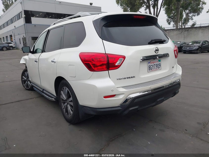 2019 Nissan Pathfinder Sl