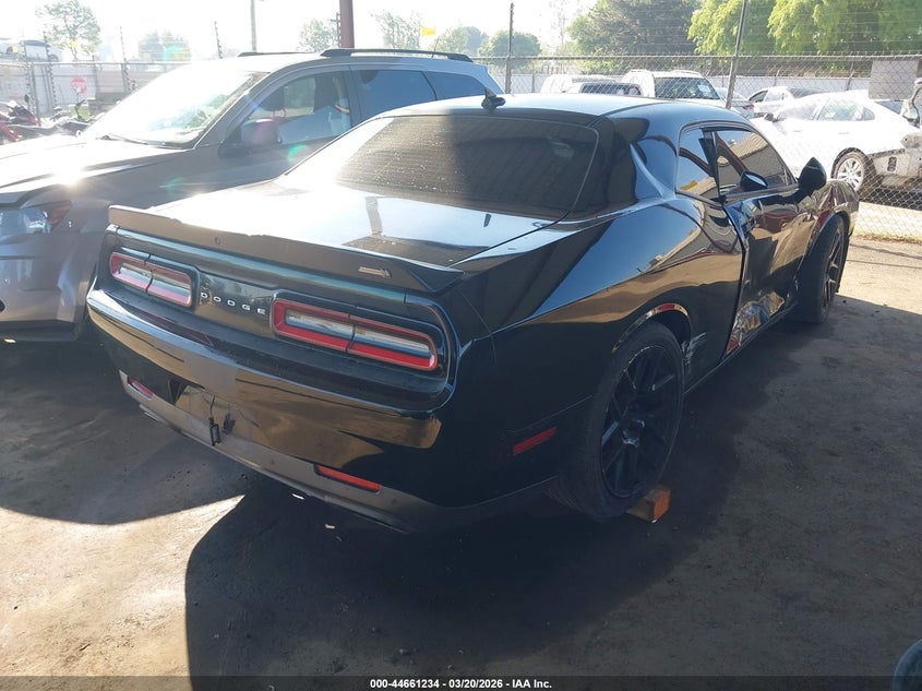 2016 Dodge Challenger R/T Scat Pack