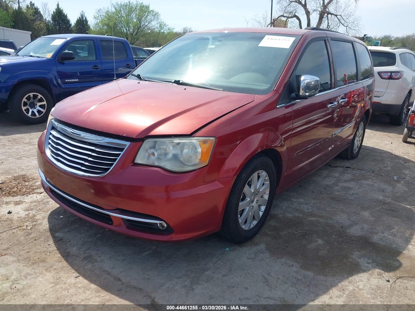 2012 Chrysler Town & Country Touring-L