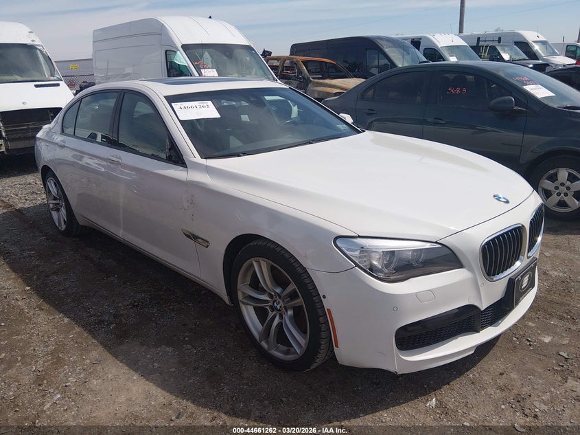 2013 BMW 740Li xDrive