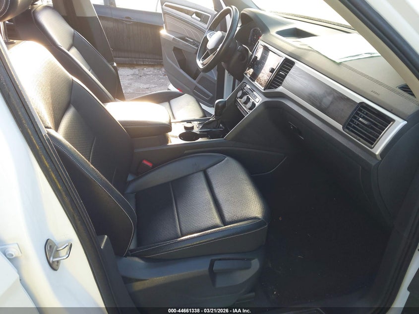 2022 Volkswagen Atlas 3.6L V6 Se W/Technology