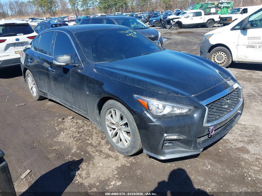 2015 Infiniti Q50 Premium