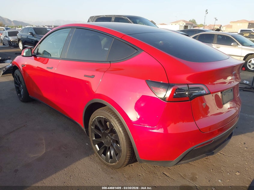 2022 Tesla Model Y Long Range Dual Motor All-Wheel Drive