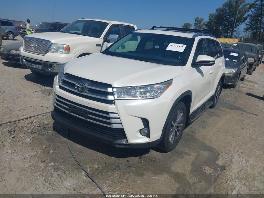 2019 Toyota Highlander Xle