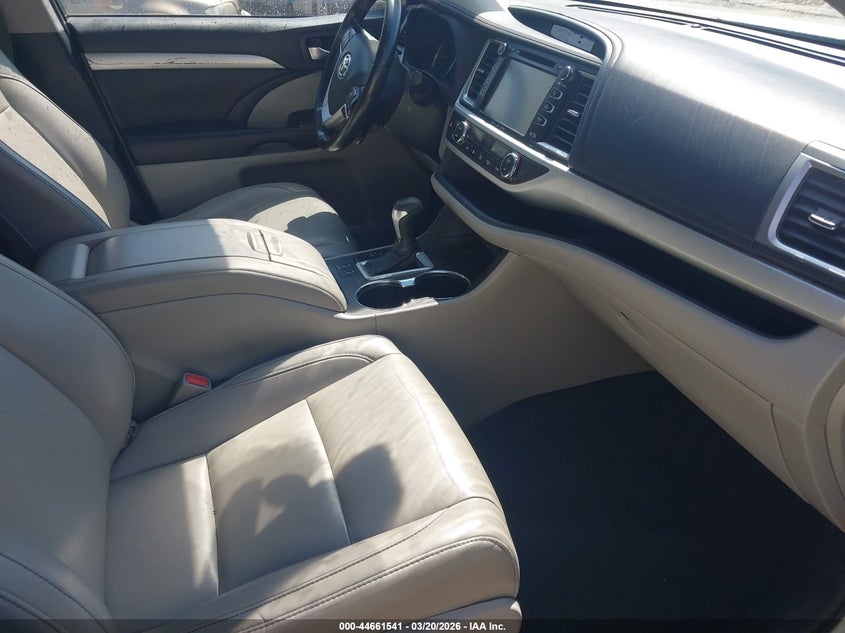 2019 Toyota Highlander Xle