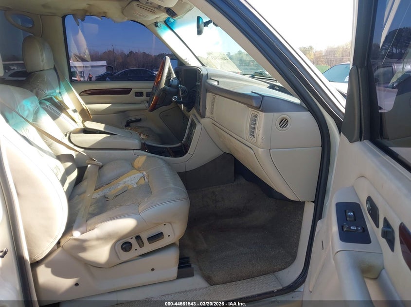 2002 Cadillac Escalade Standard