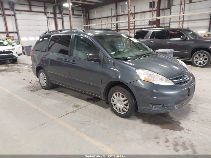 2007 Toyota Sienna Le