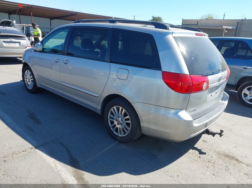 2008 Toyota Sienna Xle