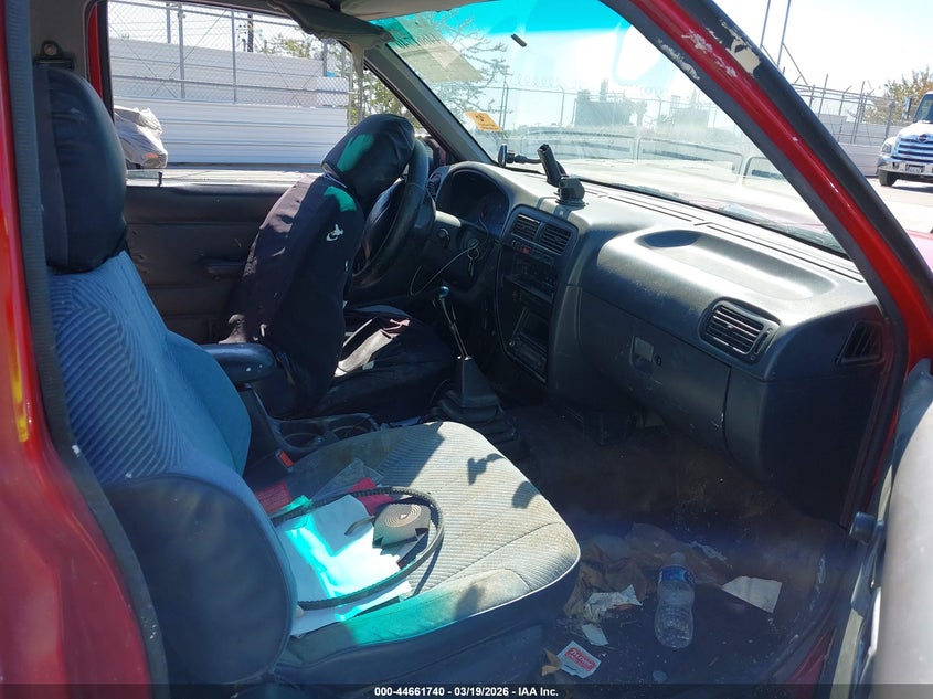 1997 Nissan 4X2 Truck Se/Xe