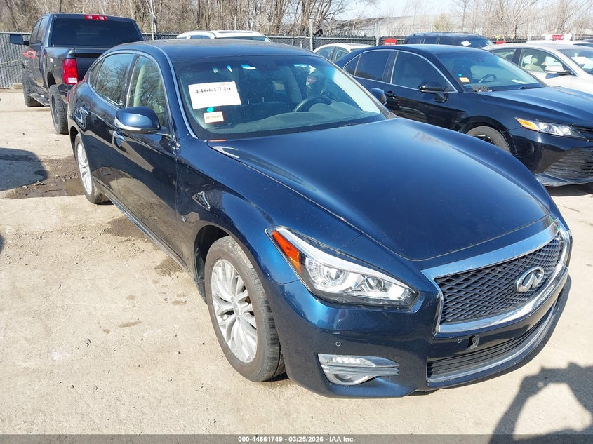 2016 Infiniti Q70L 3.7X
