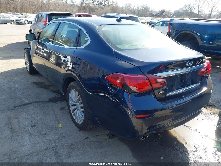 2016 Infiniti Q70L 3.7X