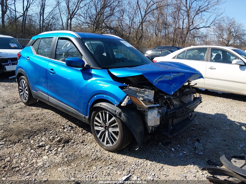 2021 Nissan Kicks Sv Xtronic Cvt