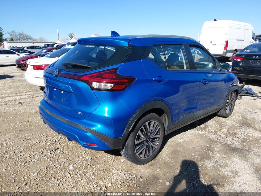 2021 Nissan Kicks Sv Xtronic Cvt