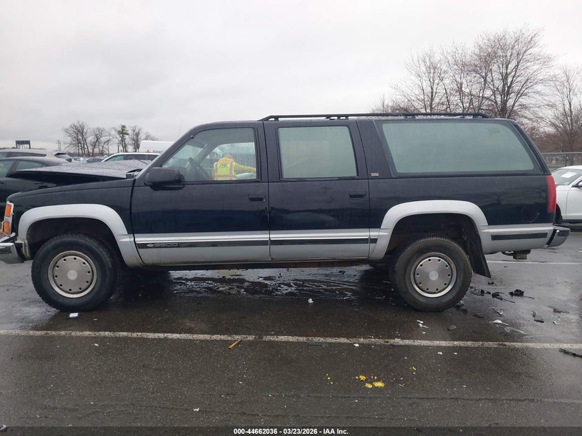 1992 Chevrolet Suburban K2500 VIN: 1GNGK26N4NJ343314 Lot: 44662036