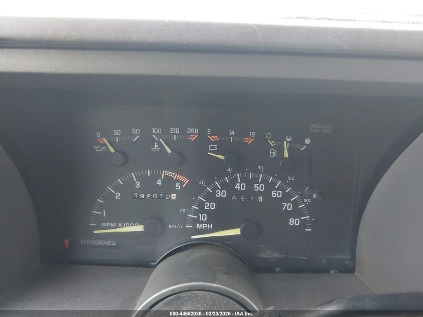 1992 Chevrolet Suburban K2500 VIN: 1GNGK26N4NJ343314 Lot: 44662036