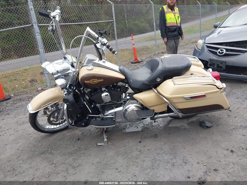 2014 Harley-Davidson Flhr Road King VIN: 1HD1FBM18EB612152 Lot: 44662136