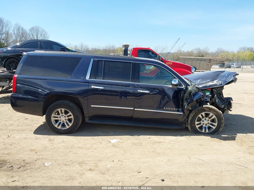 CHEVROLET SUBURBAN - zdjecie 13