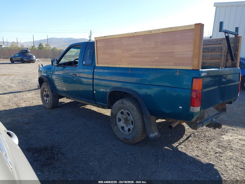 1995 Nissan Truck King Cab Se/King Cab Xe