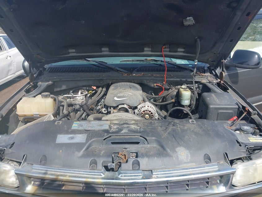 2002 Chevrolet Suburban K1500 VIN: 1GNFK16Z02J123933 Lot: 44662261