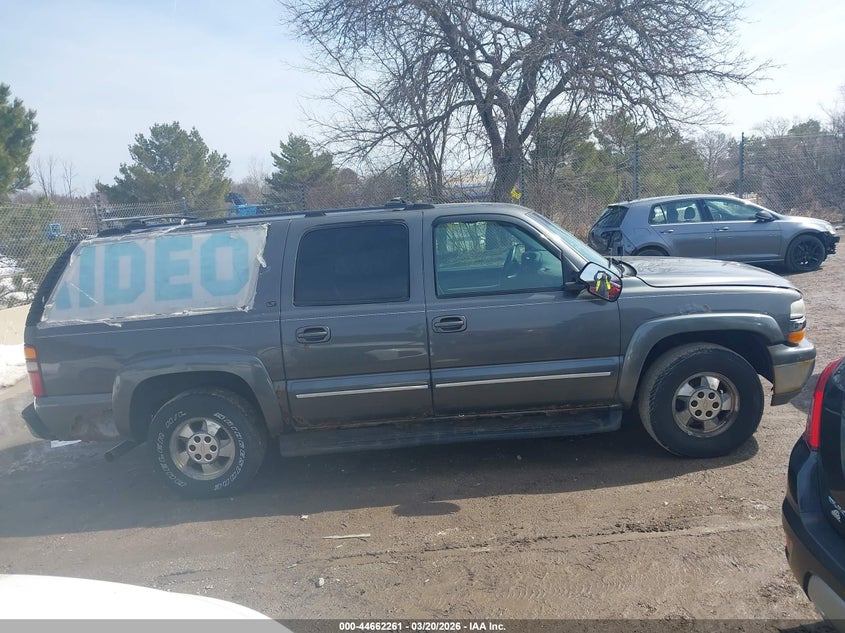 2002 Chevrolet Suburban K1500 VIN: 1GNFK16Z02J123933 Lot: 44662261