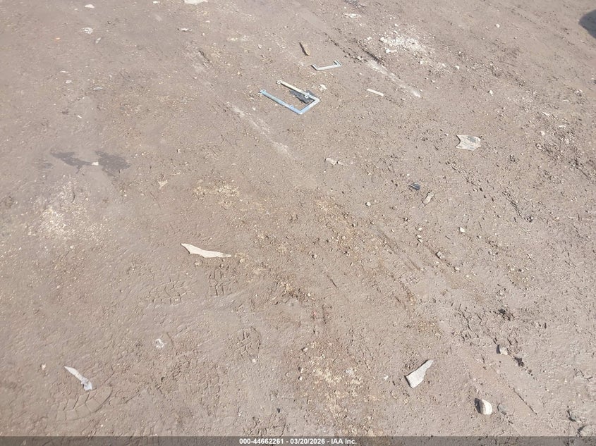 2002 Chevrolet Suburban K1500 VIN: 1GNFK16Z02J123933 Lot: 44662261