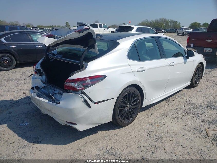 2021 Toyota Camry Xse