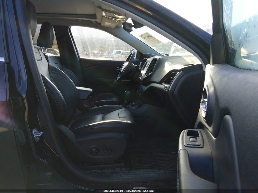 2021 Jeep Cherokee Latitude Lux 4X4