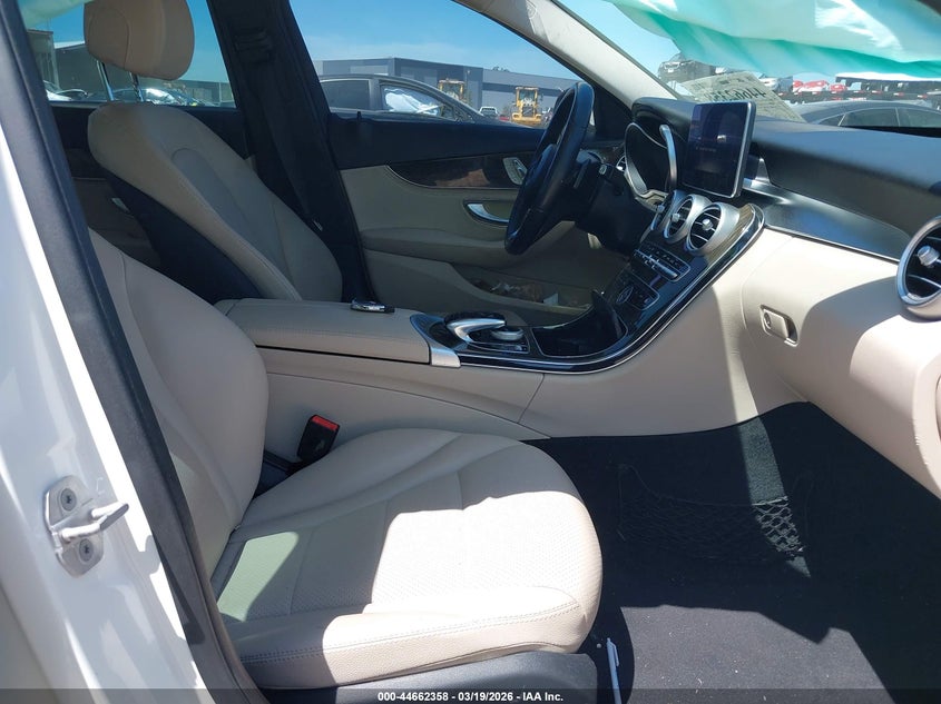 2016 Mercedes-Benz C 300