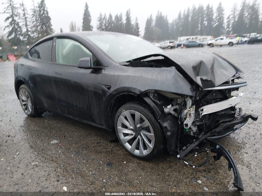 2026 Tesla Model Y Premium Rear-Wheel Drive/Standard Rear-Wheel Drive