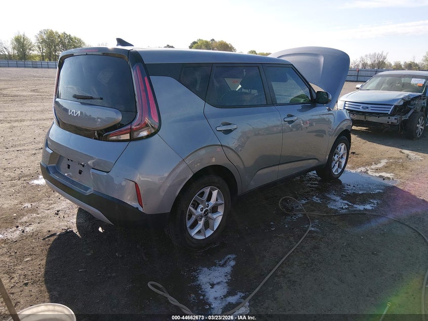 2023 Kia Soul Lx