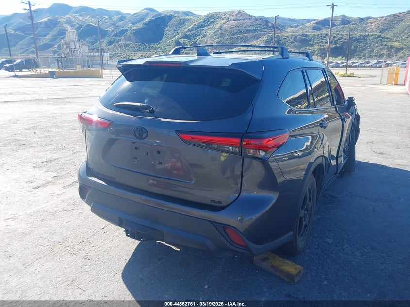 2022 Toyota Highlander Xle